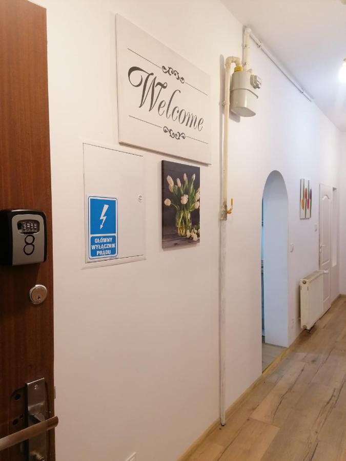 Hostel Tulip - Pokoj 7 Ze Wspolna Lazienka I Kuchnia ชเตชชิน ภายนอก รูปภาพ