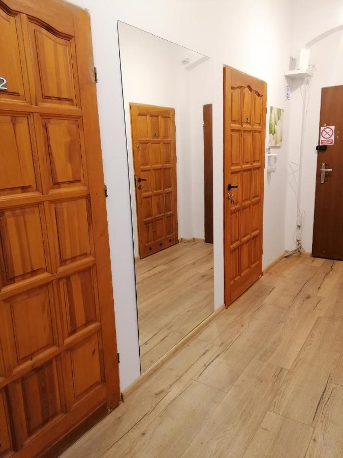 Hostel Tulip - Pokoj 7 Ze Wspolna Lazienka I Kuchnia ชเตชชิน ภายนอก รูปภาพ