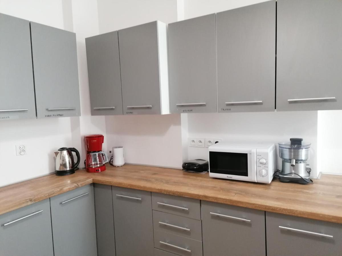 Hostel Tulip - Pokoj 7 Ze Wspolna Lazienka I Kuchnia ชเตชชิน ภายนอก รูปภาพ